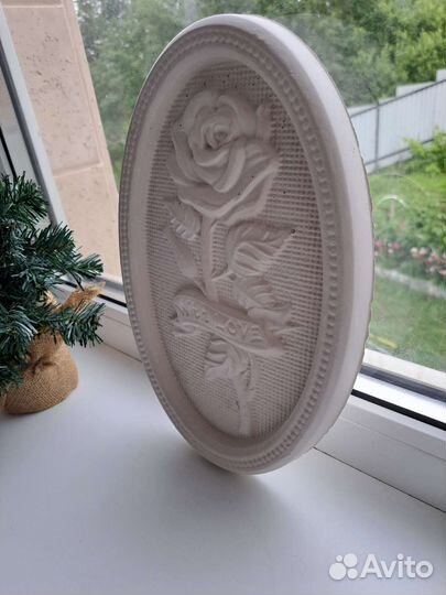 Декоративное панно на стену маска,роза,виноград