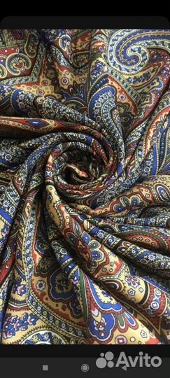 Павловопосадский шерстяной платок