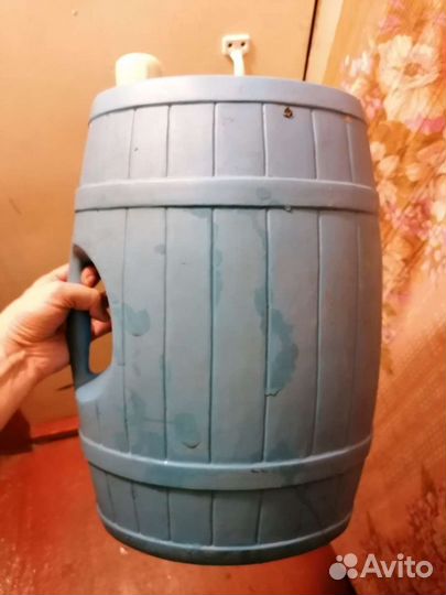 Канистра-бочка на 20л