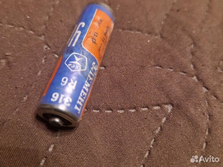 Батарейка СССР 1987год уран m