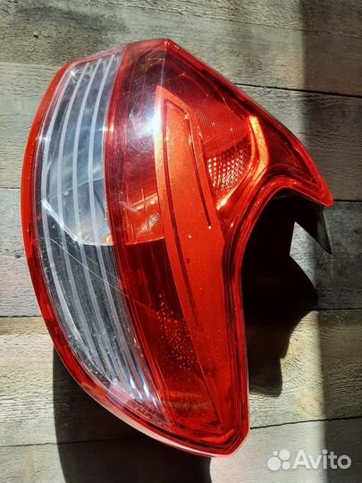 Фонарь задний правый LADA х-rey