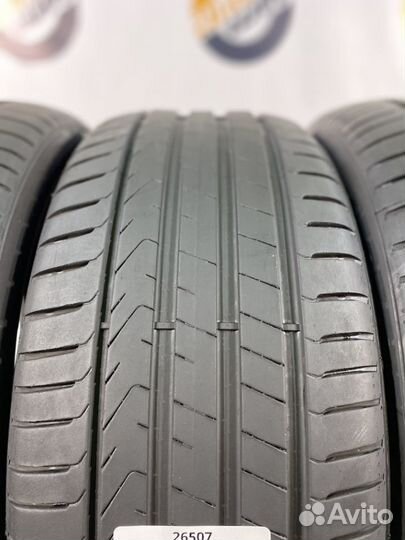 Pirelli Scorpion 255/45 R19 100V