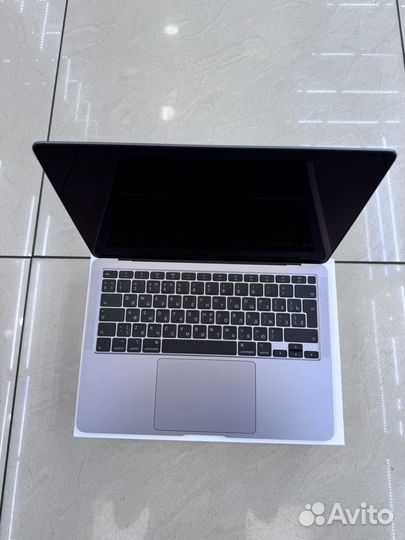 Macbook air 13 2020 intel core i3 как новый