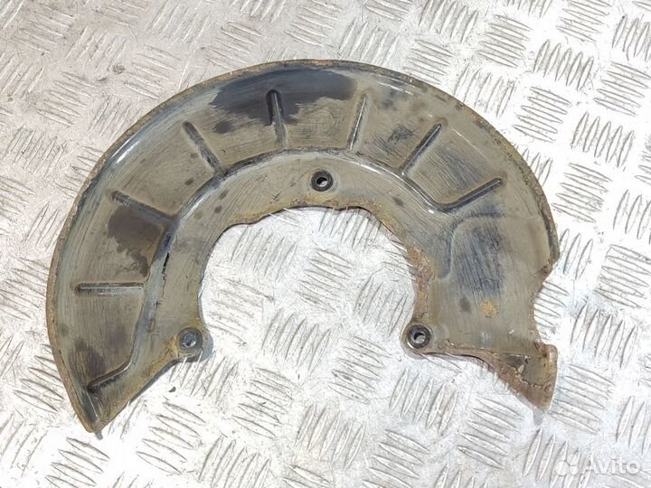 Пыльник тормозного диска Skoda Octavia 2004 2013