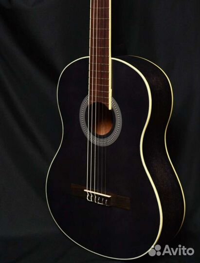Гитара классическая Livingstone Opera BK