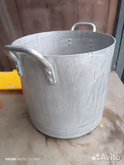 Кастрюля алюминиевая