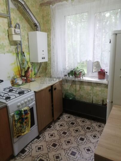 4-к. квартира, 58 м², 1/3 эт.