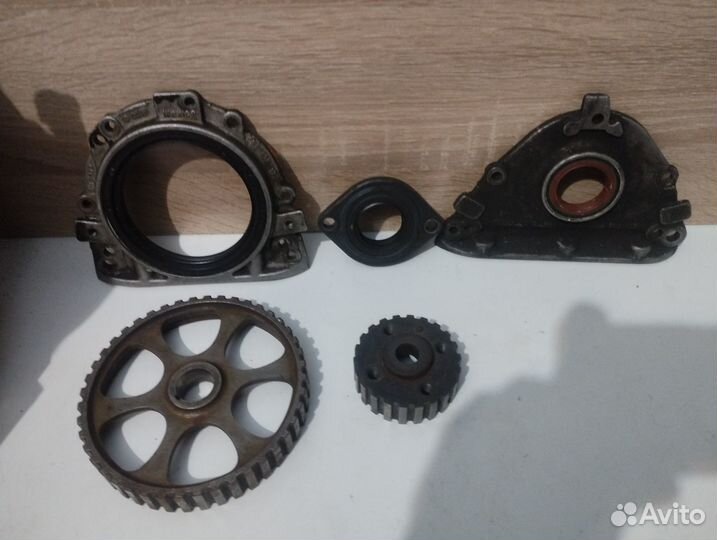 Детали двигателя 1.6- 1.8L VW Golf 2, Passat B3