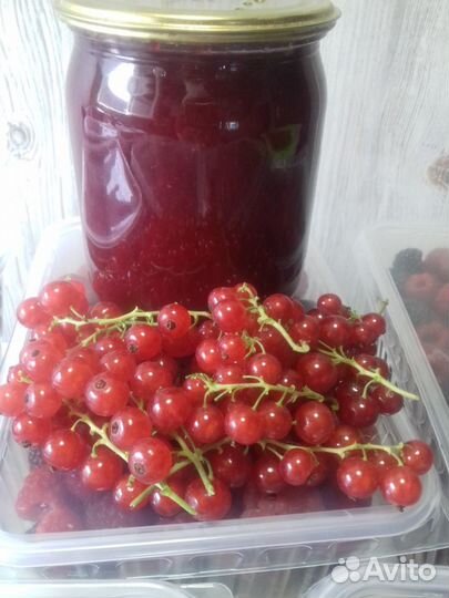 Домашние заготовки, салаты, тушенка