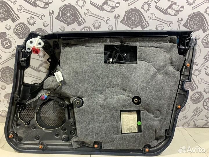 Обшивка двери передняя левая Mercedes E W212