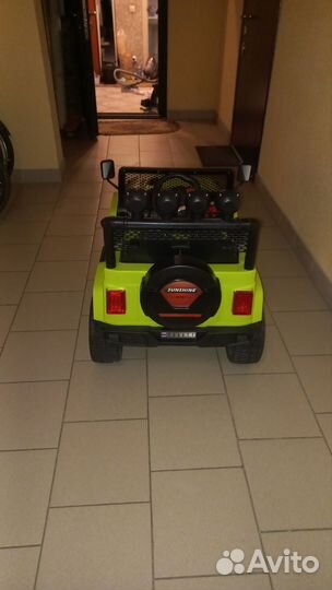 Детская электрическая машинка внедорожник