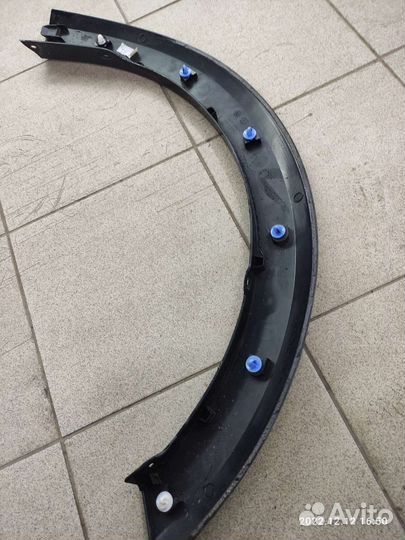 Расширители арок на logan