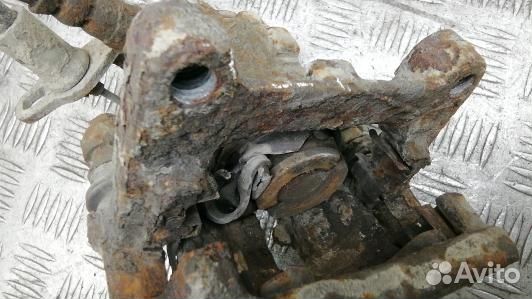 Суппорт тормозной задний правый ford S-MAX (LDN16O