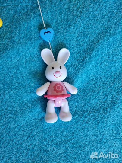 Мобиль на кроватку Жирафики