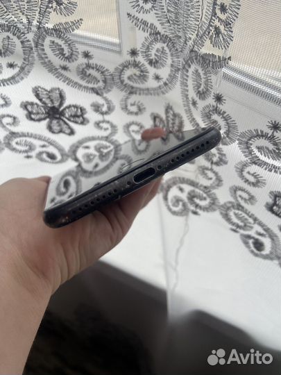 iPhone 8 Plus, 64 ГБ
