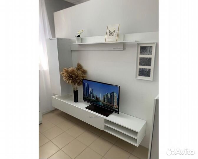 Стенка в гостиную