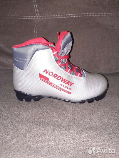 Лыжные ботинки 34 р
