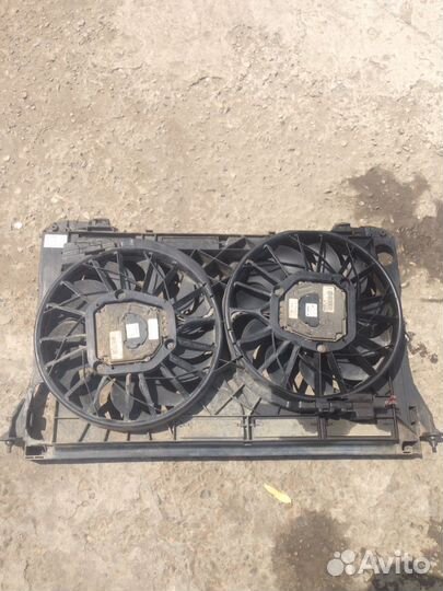 Диффузор вентилятора на Ауди а8 Д3