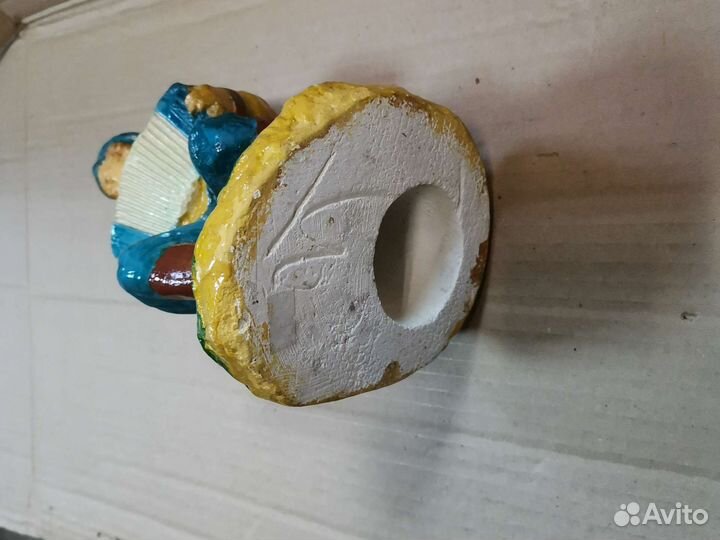 Статуэтка Гармонист, Василий Теркин СССР