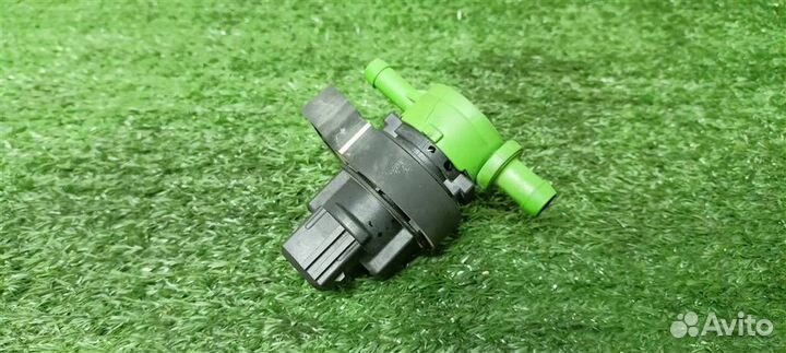 Клапан вентиляции топливного бака Mercedes Benz W