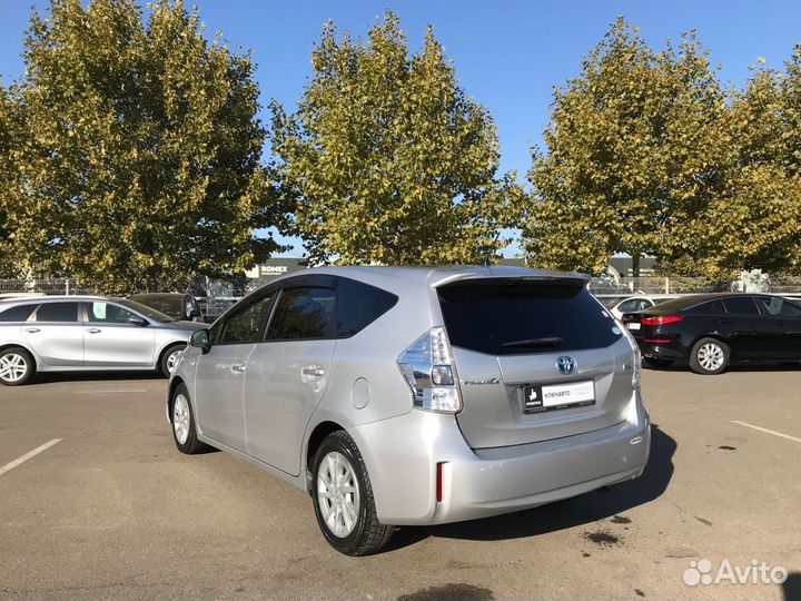 Toyota Prius Alpha 1.8 AT, 2012, 147 000 км