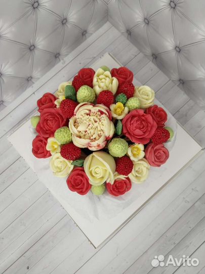 Ягодно шоколадный букет на день рождения,1сентября