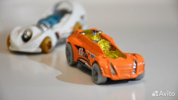 Игрушечный автомобиль Hotwheels (8см) (оранжевый ч