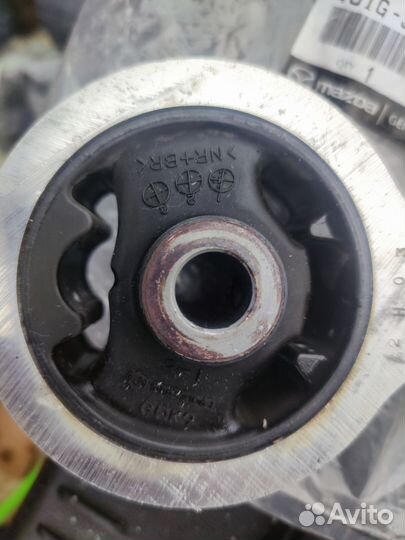 Подушка АКПП и двигателя Мазда 6 gh