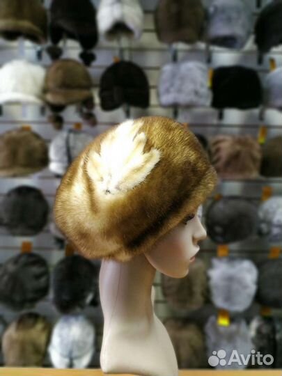 Берет женский норковый