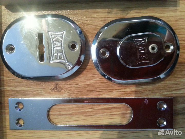 Замок дверной сувальдный