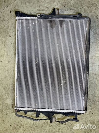 Радиатор охлаждения Porsche Cayenne 957 7LO121253A