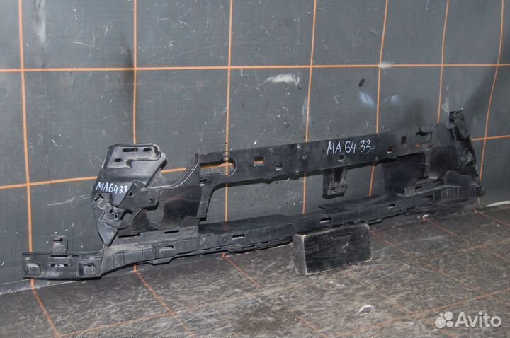 Кронштейн бампера переднего - Mercedes-Benz C292