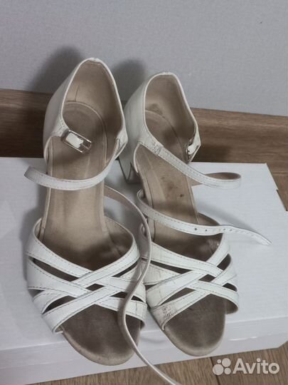 Туфли для бальных танцев