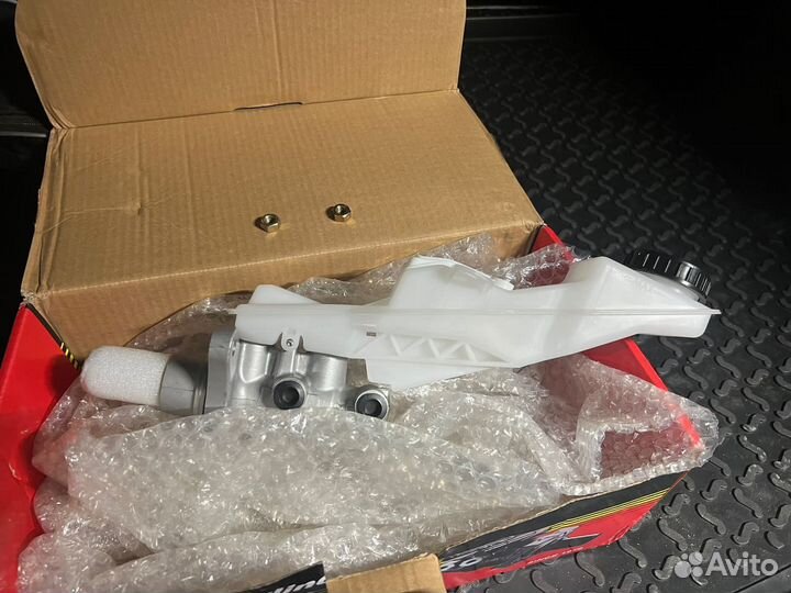 Главный тормозной цилиндр Mazda - cx5