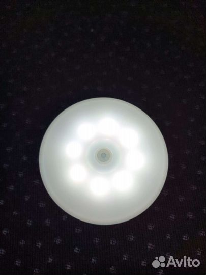 Светодиодная лампа с датчиком движения