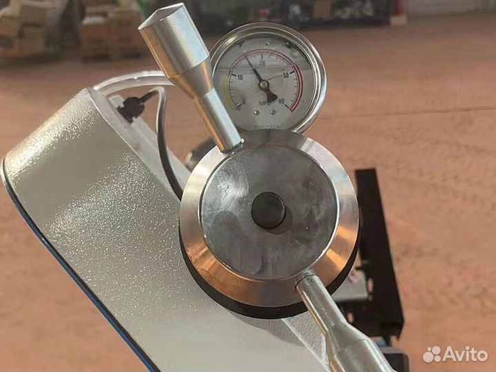 Ленточнопильный станок по металлу BS200FH