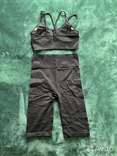 Спортивный костюм