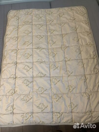 Детское одеяло из верблюжьей шерсти