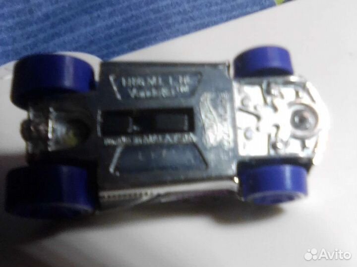 Hotwheels гоночная машинка в коллекцию