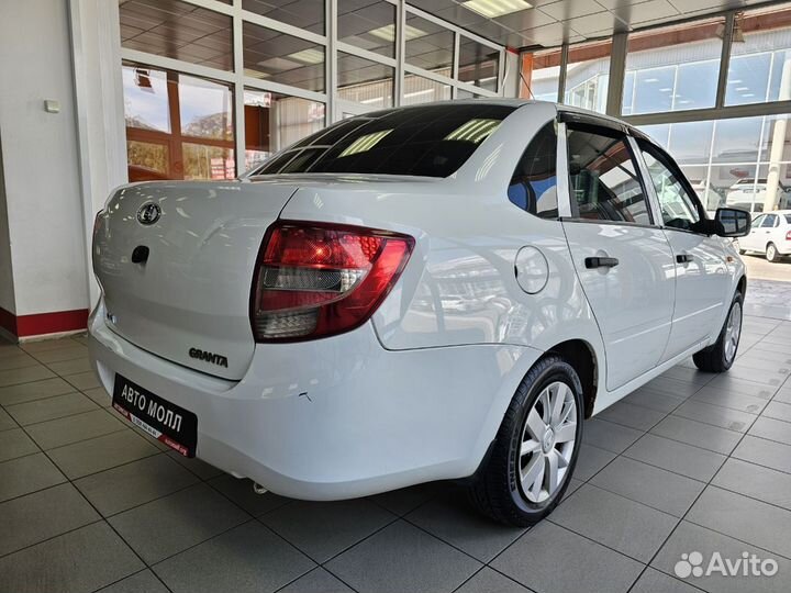 LADA Granta 1.6 МТ, 2013, 269 300 км