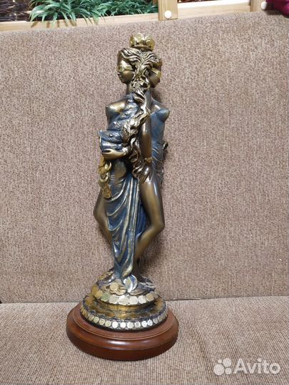 Статуэтка фортуна