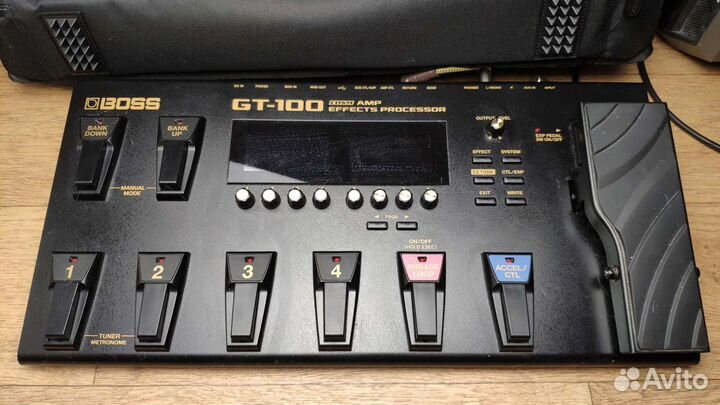 Гитарный процессор Boss Gt-100 + чехол(Boss)