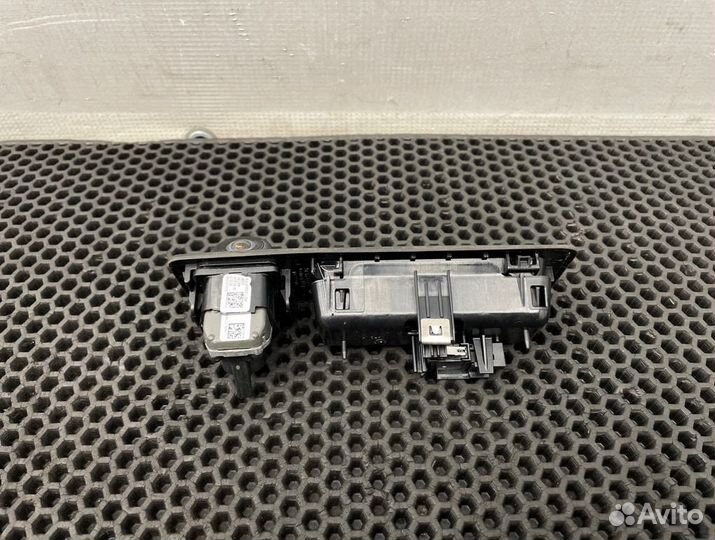Кнопка багажника Bmw 3-Series F30 N20B20B 2.0 2014