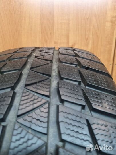 Falken Eurowinter HS-449 235/55 R18