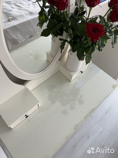 Туалетный столик с зеркалом IKEA