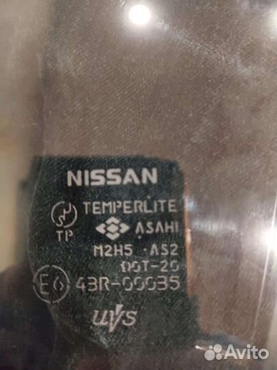 Стекло на nissan
