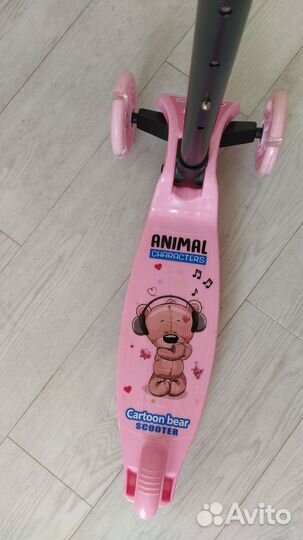 Самокат 3х колесный новый детский от 3х до 7 лет