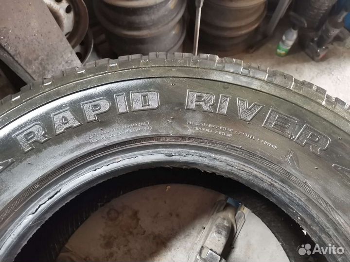 Rapid TracVan 245/70 R16