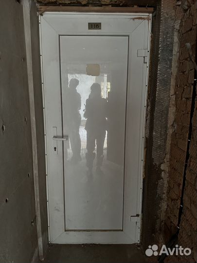 Дверь пластиковая