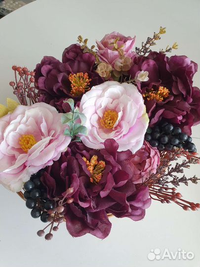 Декоративные цветы. Корзинка